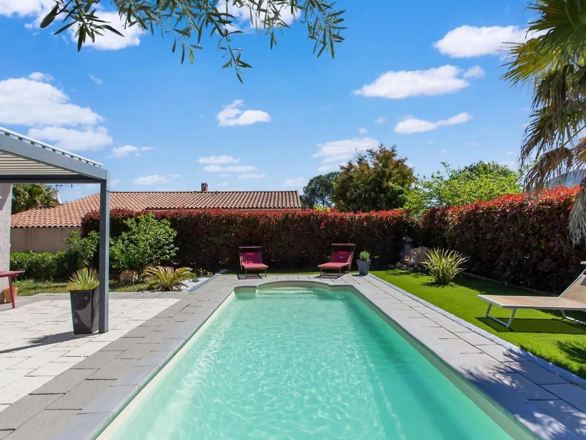 Beautiful Holiday Home With Swimming Pool Gonfaron