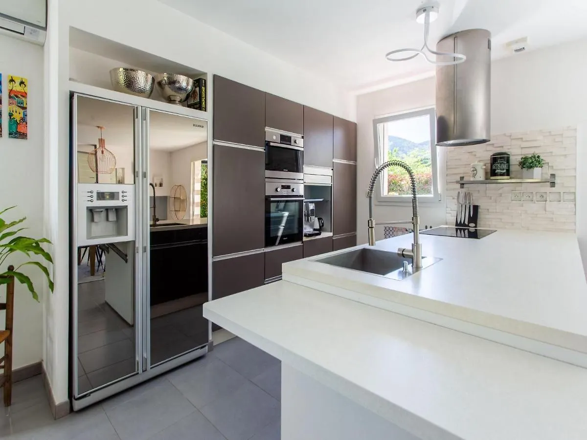 Beautiful Holiday Home With Swimming Pool Gonfaron